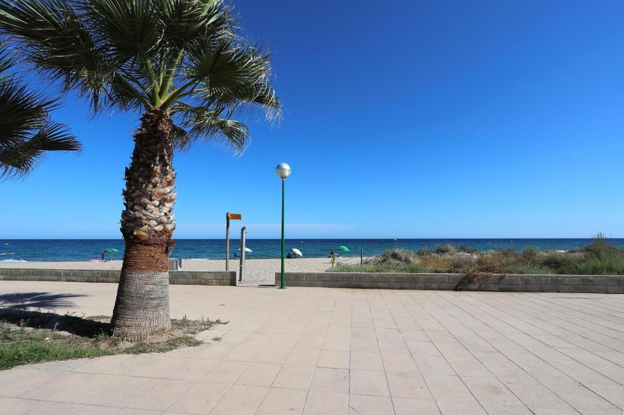 At148 Frente La Playa, Jardin Privado, Vistas Mar Villa Torredembarra Bagian luar foto