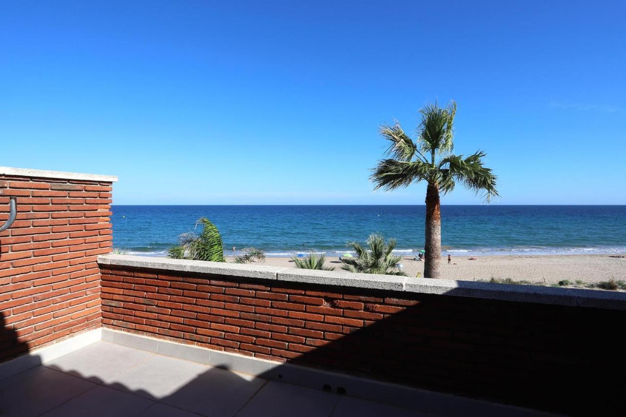 At148 Frente La Playa, Jardin Privado, Vistas Mar Villa Torredembarra Bagian luar foto